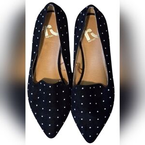Report 'Daisy' Women's Black Silver Stud Flats